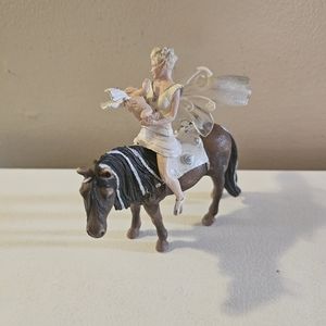 Schleich Bayala  Iloris Leolynn on Horse retired #70409